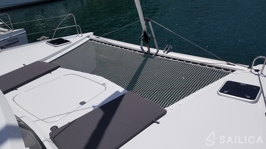 Lucia 40 - Yacht Charter Sailica