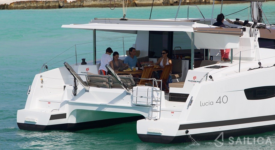 Lucia 40 - Yacht Charter Sailica