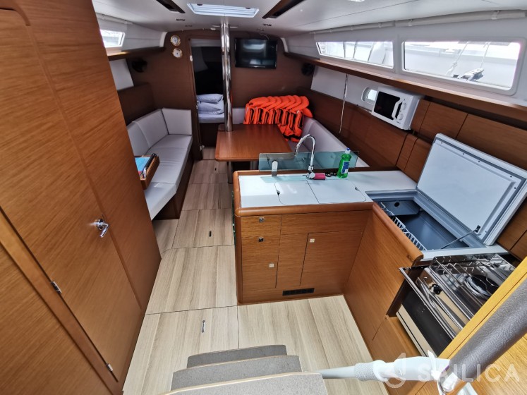 Sun Odyssey 389 - Yacht Charter Sailica