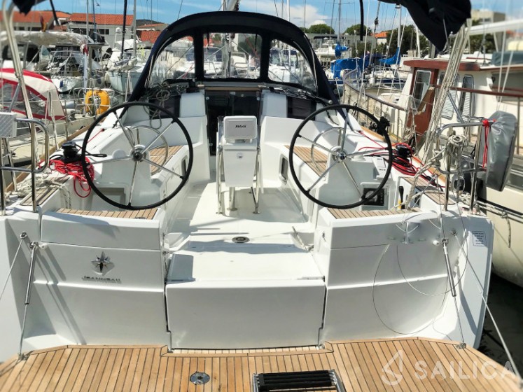 Sun Odyssey 389 - Yacht Charter Sailica