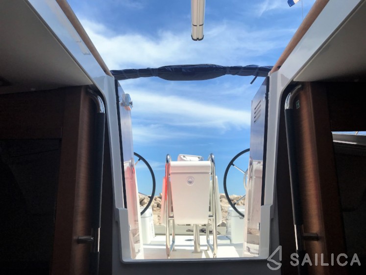 Sun Odyssey 419 - Yacht Charter Sailica