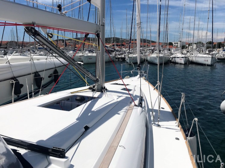 Sun Odyssey 419 - Yacht Charter Sailica