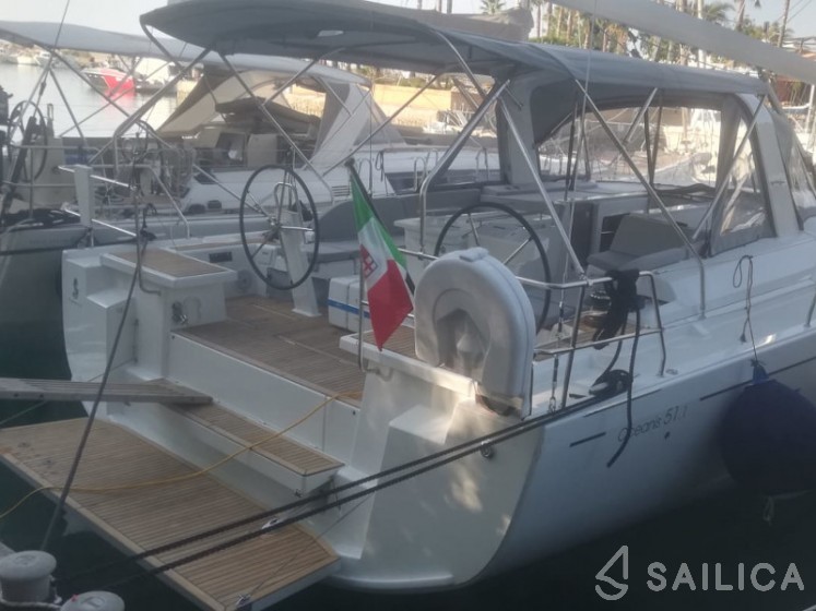 Oceanis 51.1 - Yacht Charter Sailica