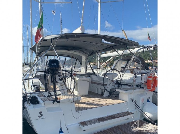 Oceanis 46.1 - Yacht Charter Sailica