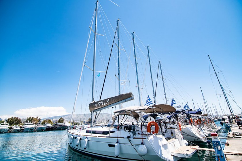 Sun Odyssey 519 - Yacht Charter Sailica