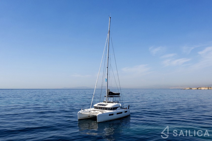 Lagoon 50 - Yacht Charter Sailica