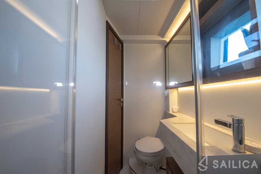 Lagoon 50 - Yacht Charter Sailica