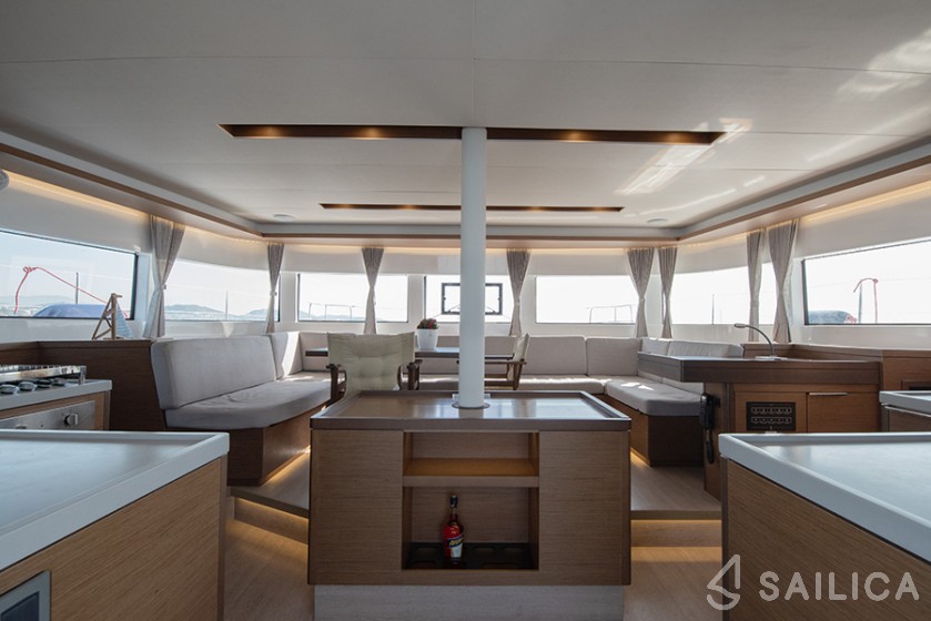Lagoon 50 - Yacht Charter Sailica