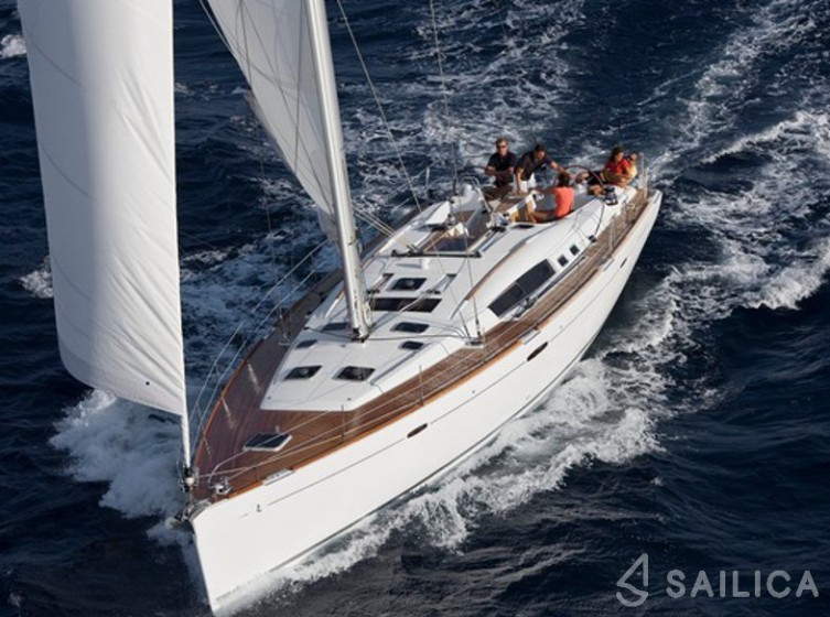 Oceanis 54 - Yacht Charter Sailica