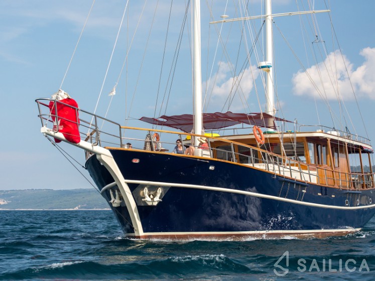 Gulet - Yacht Charter Sailica