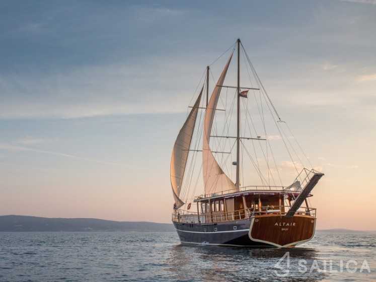 Gulet - Yacht Charter Sailica