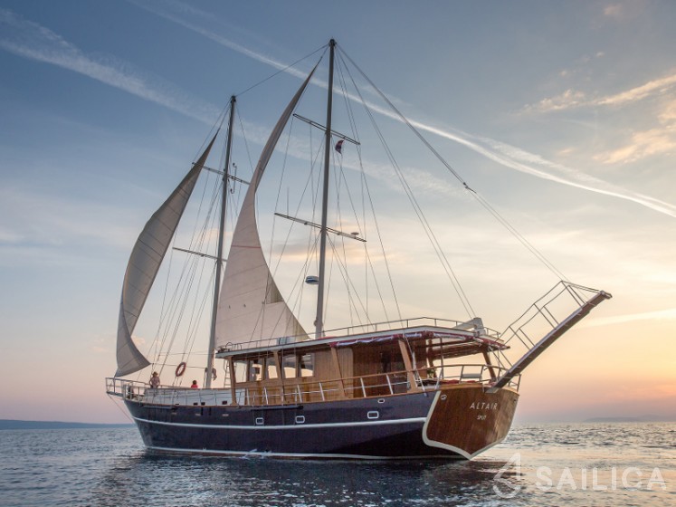 Gulet - Yacht Charter Sailica