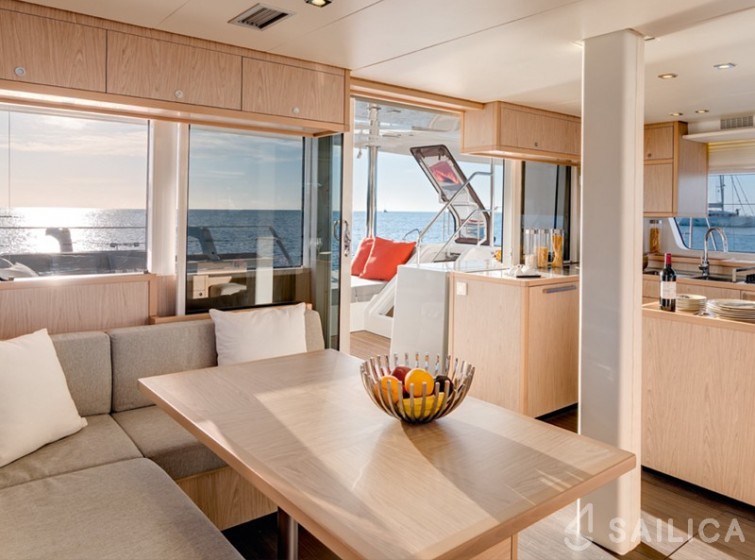 Lagoon 52 - Yacht Charter Sailica