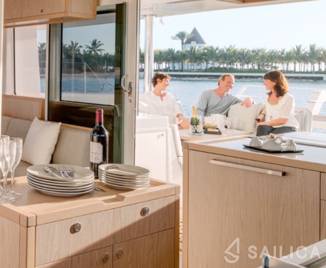 Lagoon 52 - Yacht Charter Sailica