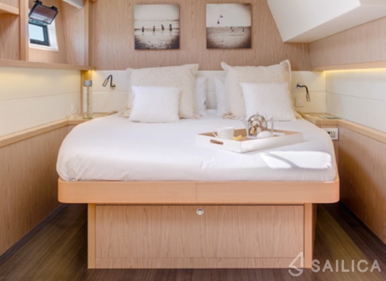 Lagoon 52 - Yacht Charter Sailica