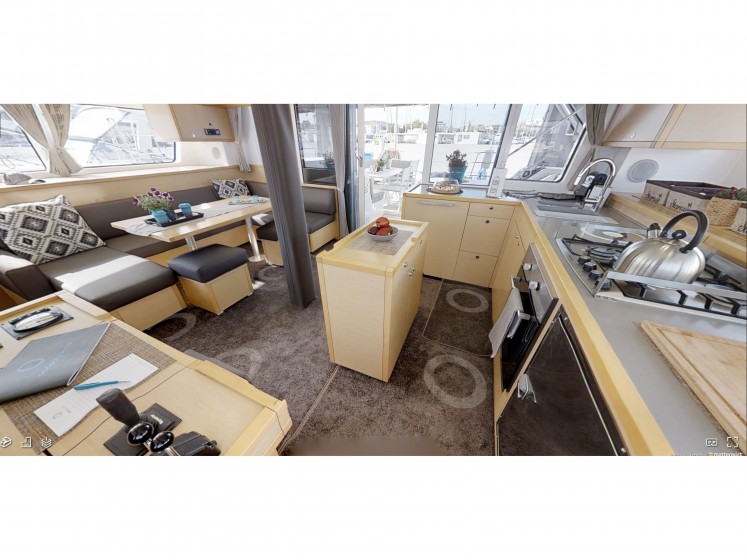 Lagoon 52 - Yacht Charter Sailica