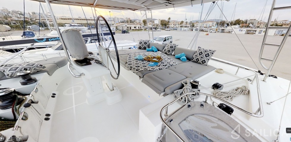 Lagoon 52 - Yacht Charter Sailica