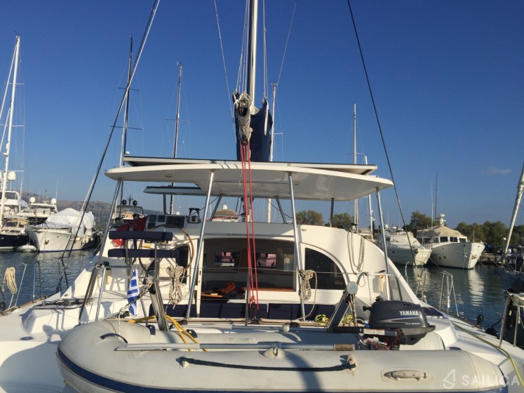 Lagoon 380 S2 - Yacht Charter Sailica