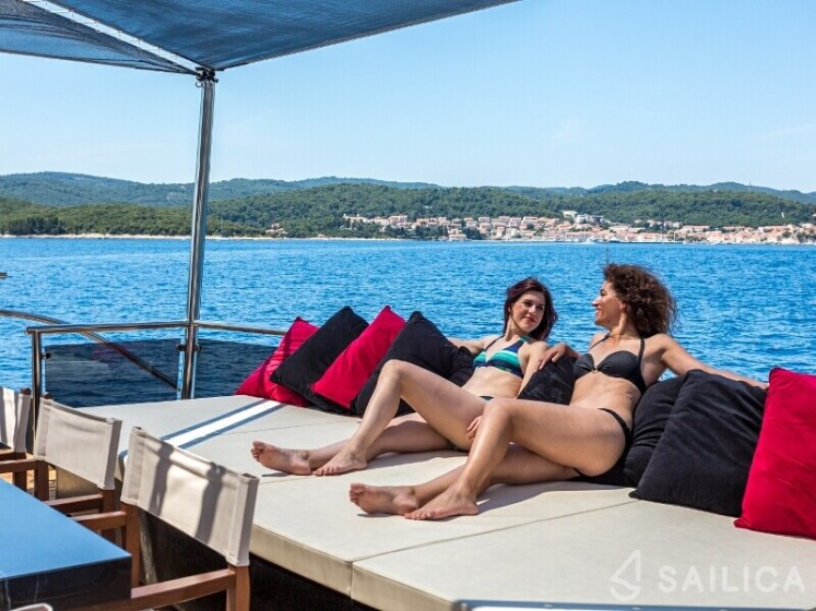 Gulet - Yacht Charter Sailica