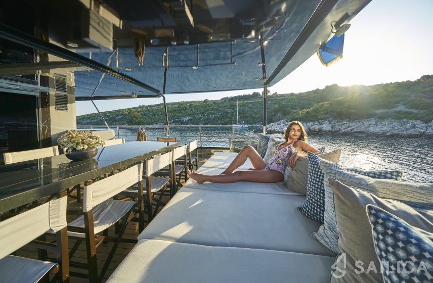 Gulet - Yacht Charter Sailica