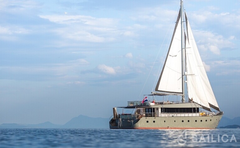 Gulet - Yacht Charter Sailica