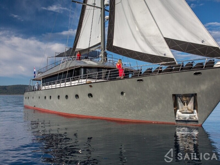 Gulet - Yacht Charter Sailica