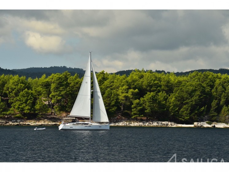 Sun Odyssey 349 - Yacht Charter Sailica