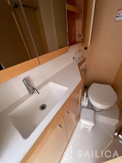 Lagoon 39 - Yacht Charter Sailica
