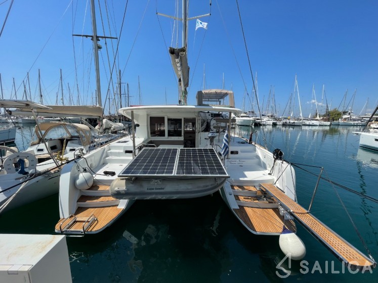 Lagoon 39 - Yacht Charter Sailica