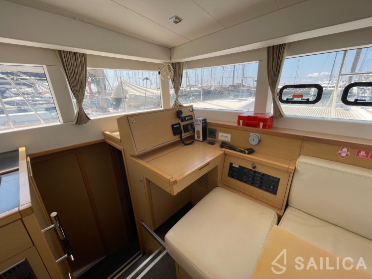 Lagoon 39 - Yacht Charter Sailica