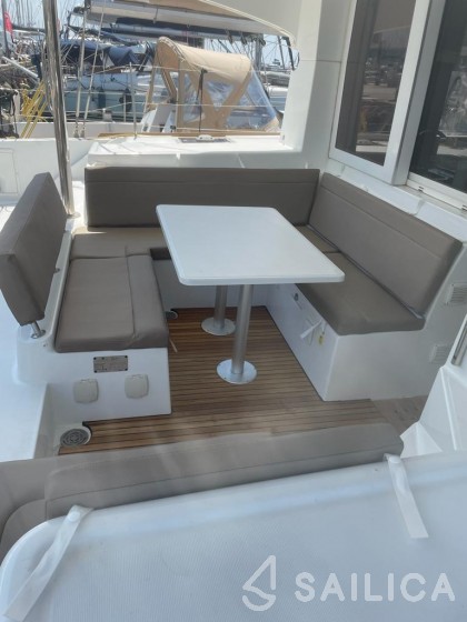 Lagoon 39 - Yacht Charter Sailica