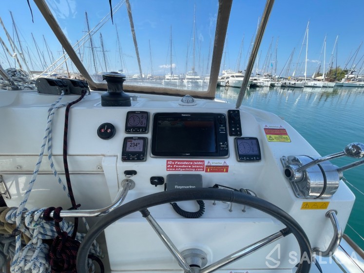Lagoon 39 - Yacht Charter Sailica