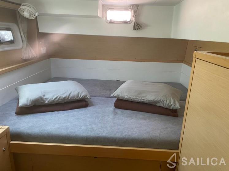 Lagoon 39 - Yacht Charter Sailica