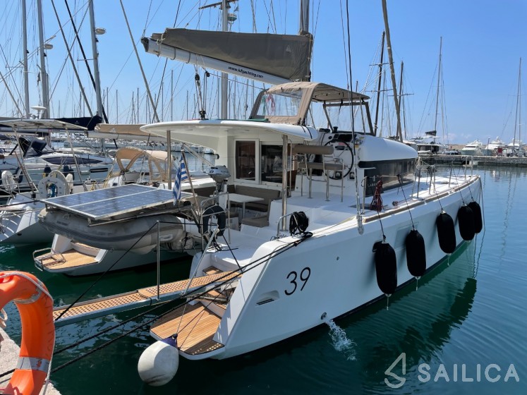 Lagoon 39 - Yacht Charter Sailica