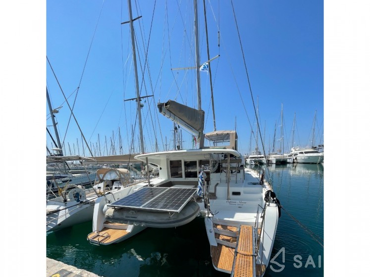 Lagoon 39 - Yacht Charter Sailica