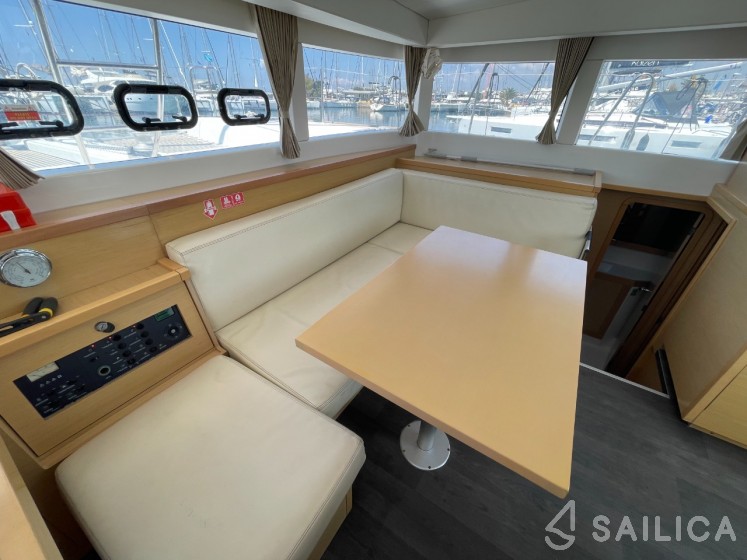 Lagoon 39 - Yacht Charter Sailica