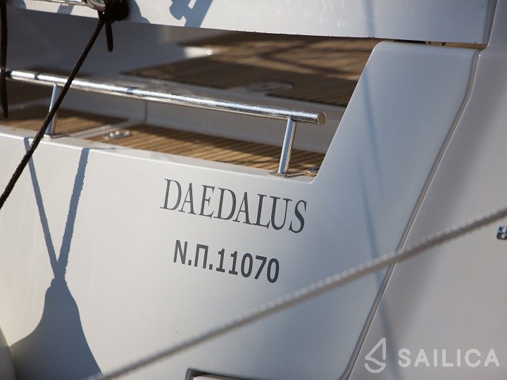 Oceanis 45 - Yacht Charter Sailica