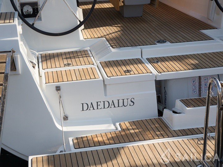 Oceanis 45 - Yacht Charter Sailica