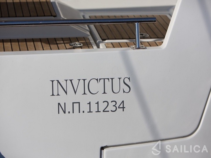 Oceanis 48 - Yacht Charter Sailica