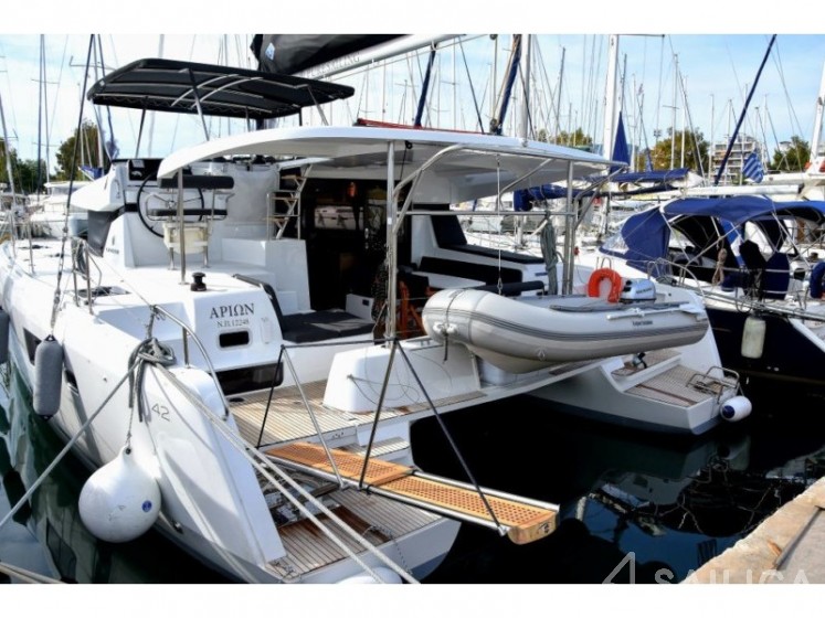 Lagoon 42 - Yacht Charter Sailica