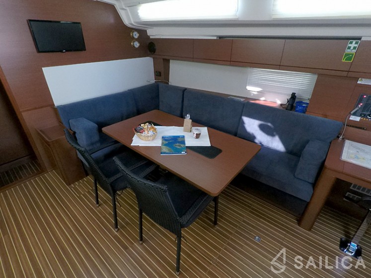 Hanse 508 - Yacht Charter Sailica