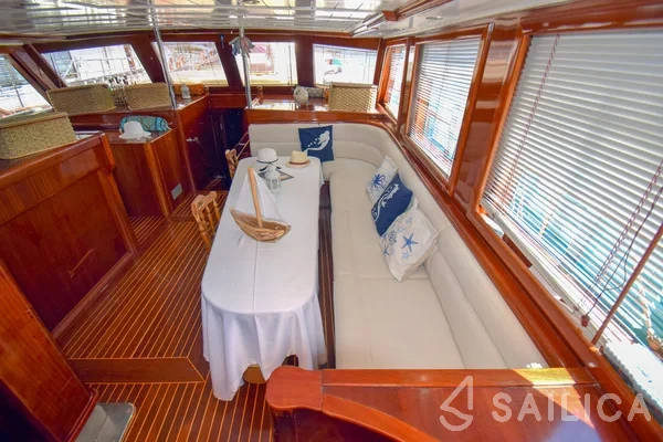 Gulet - Yacht Charter Sailica