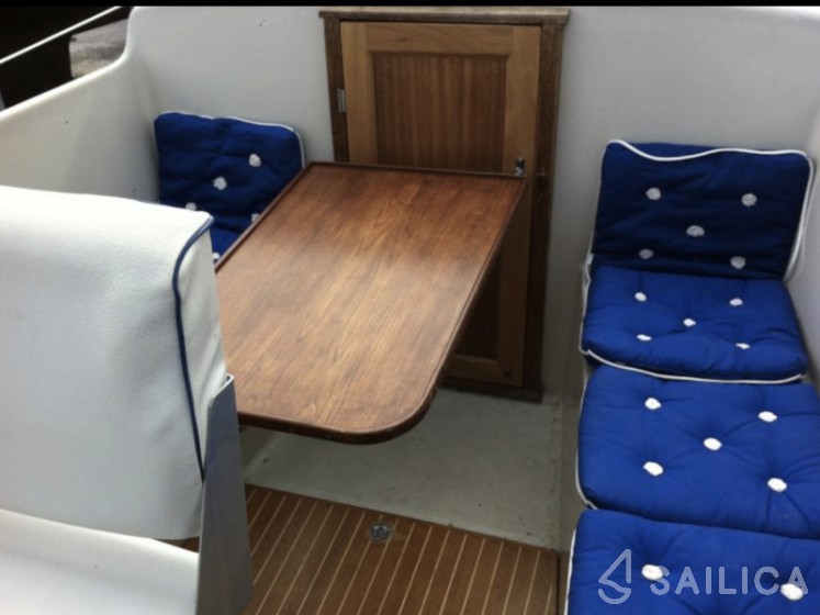 Albin 25 - Yacht Charter Sailica