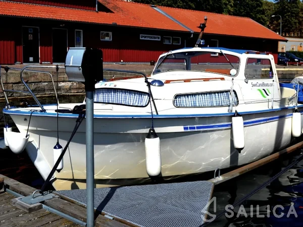 Albin 25 - Yacht Charter Sailica