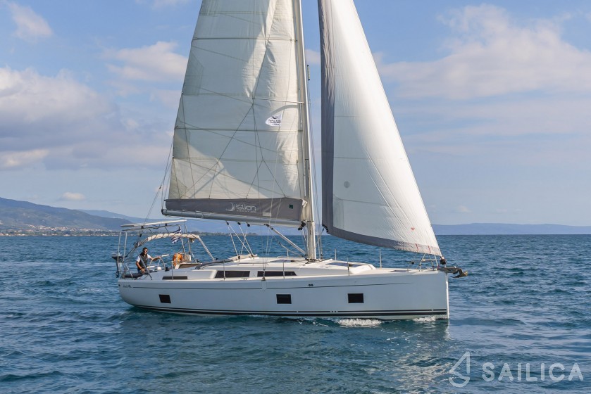 Hanse 418 - Yacht Charter Sailica