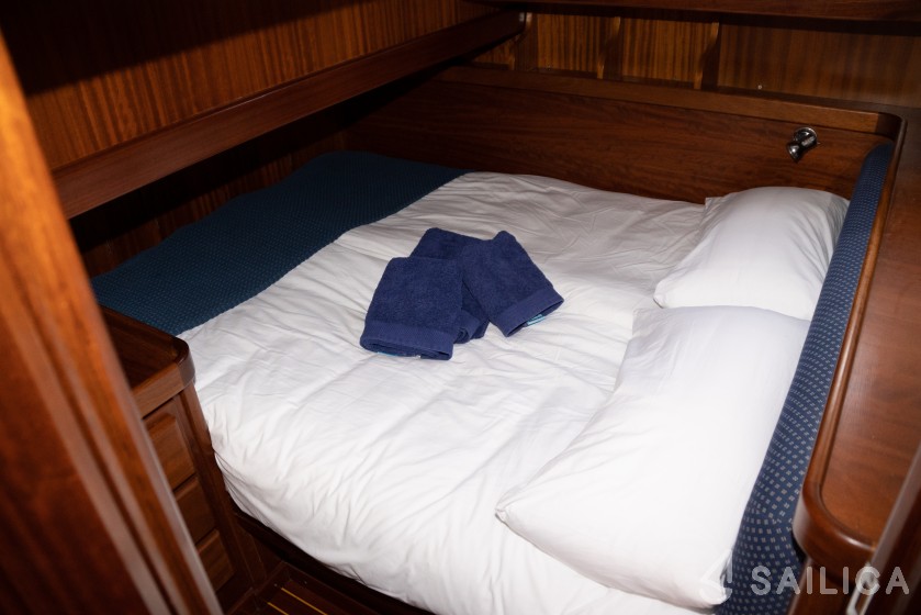 Menorquin 150 - Yacht Charter Sailica