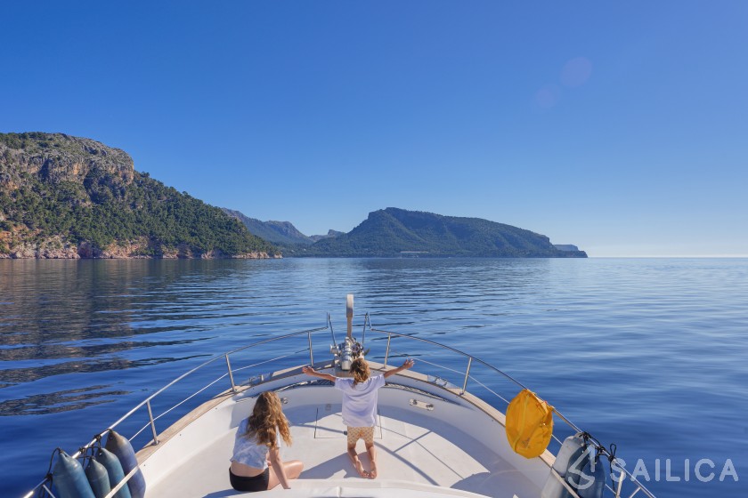 Menorquin 150 - Yacht Charter Sailica