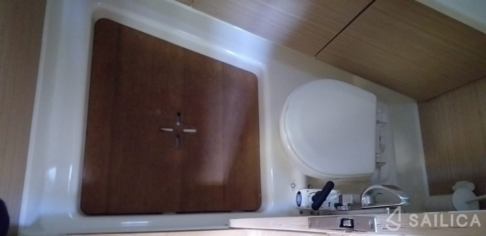 D&D Kufner 54 - Yacht Charter Sailica