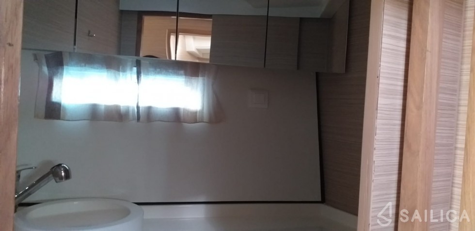 D&D Kufner 54 - Yacht Charter Sailica