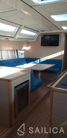 D&D Kufner 54 - Yacht Charter Sailica
